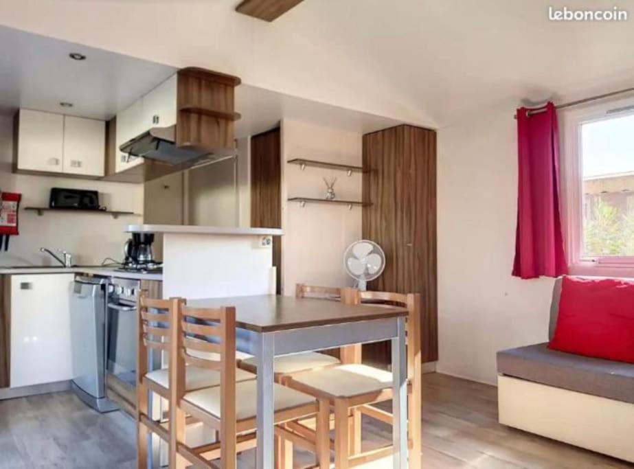 Le Moorea Mobilhome Camping Le Montourey 4 Etoiles Fréjus Eksteriør billede
