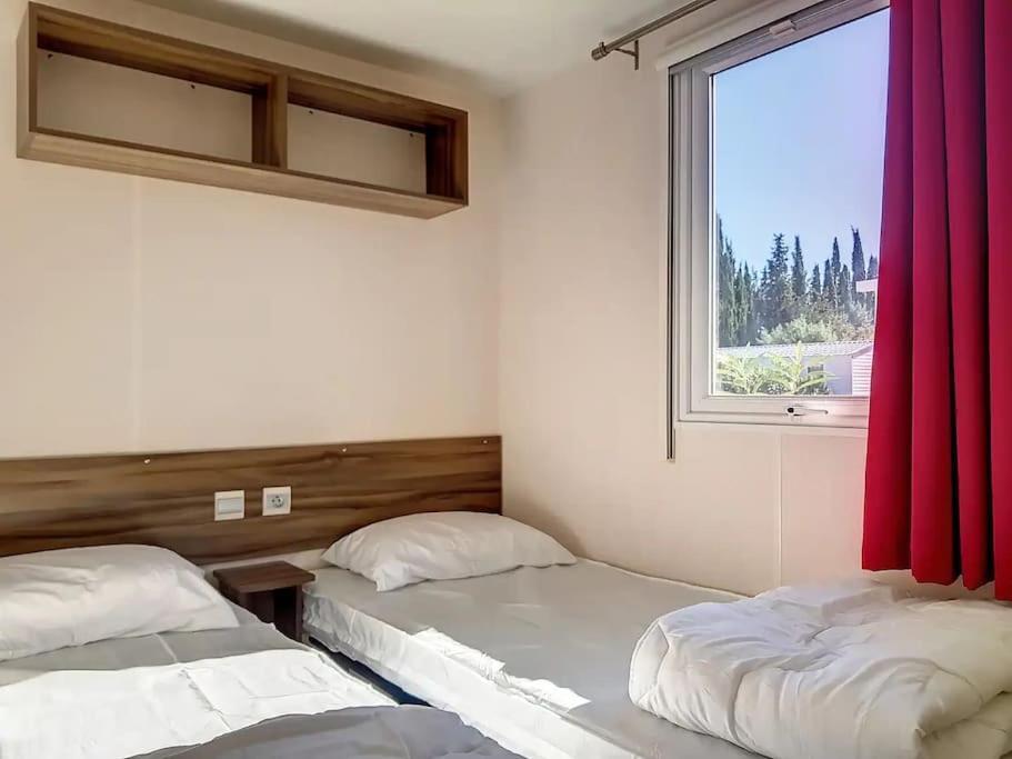 Le Moorea Mobilhome Camping Le Montourey 4 Etoiles Fréjus Eksteriør billede